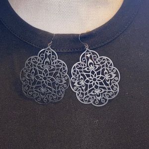 Black delicate lace metal earrings